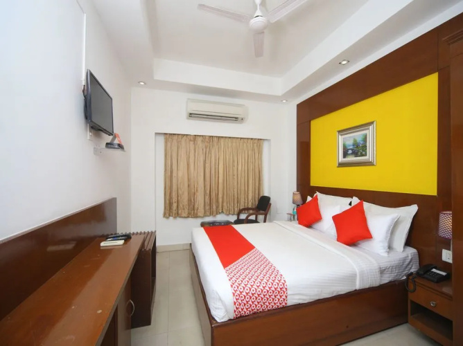 FabHotel Priyadarshini Park