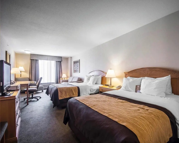 Holiday Inn Express Salmon Arm