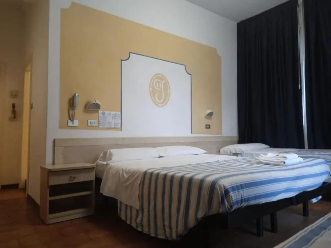 Standard Double room with balcony