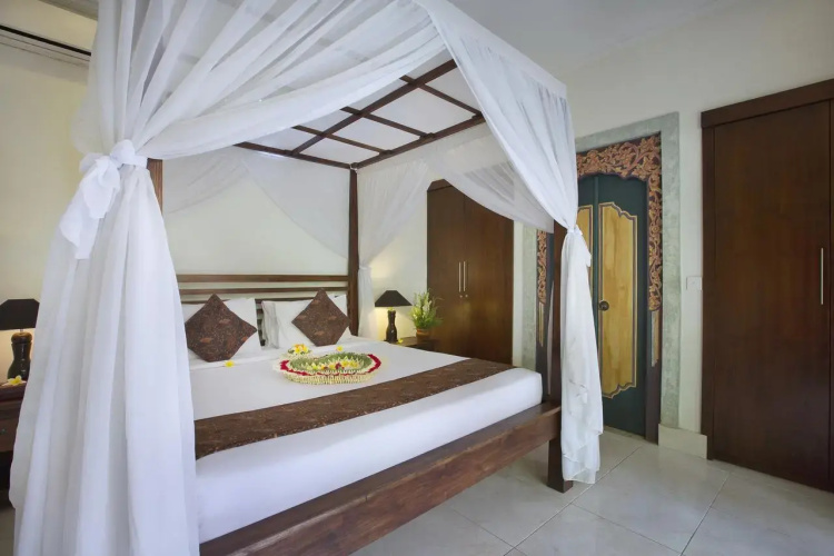 Mawa House by Pramana Villas
