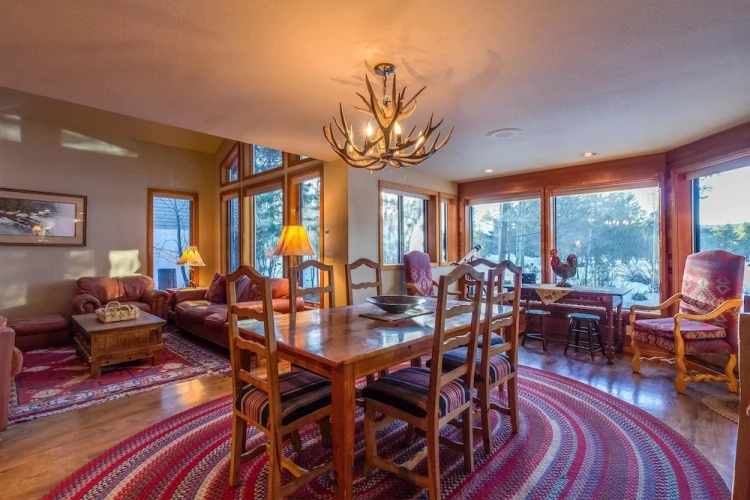 4 Bedrooms Family Apartment