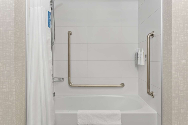 Hampton Inn By Hilton Cornwall photo 10