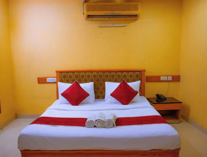 Naksha Tree Hotels - Mogappair