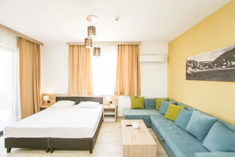 Aparthotel Kasmi