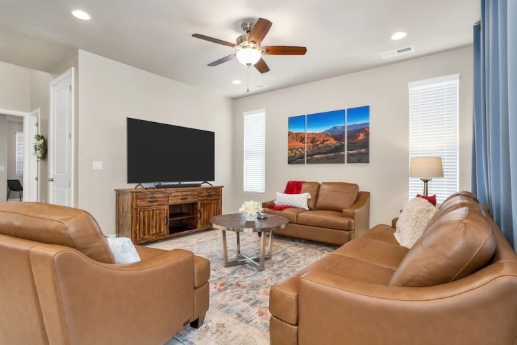 Be Our Guest At Ladera Haven 4 Bedroom Home by RedAwning
