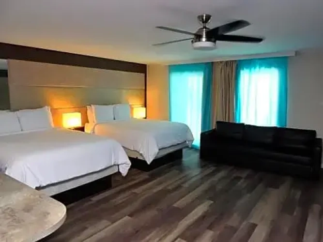 Deluxe Double Suite