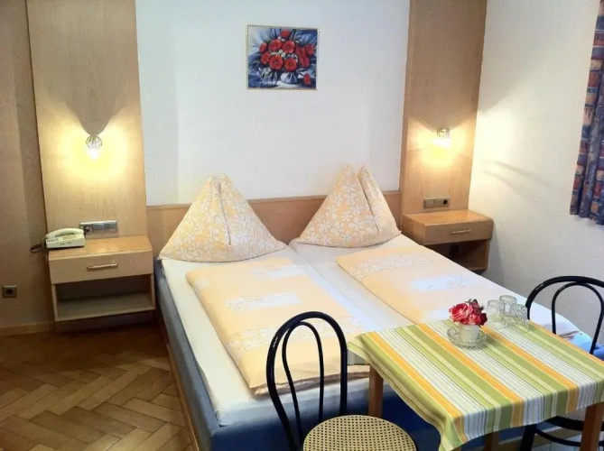Standard Quintuple room