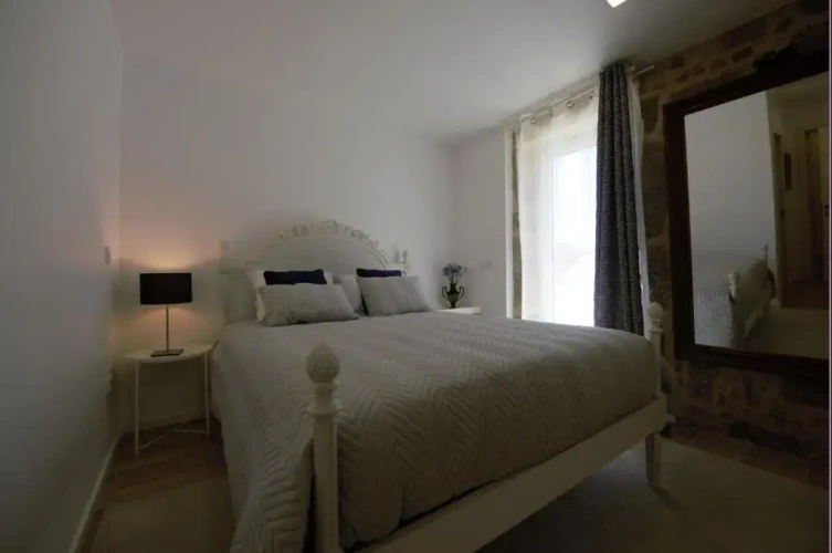 2 Bedrooms Cottage