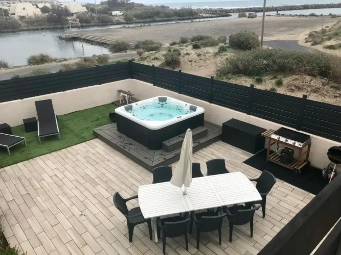 3 Bedrooms Cottage