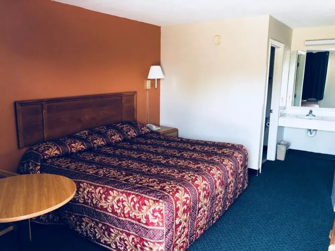 Rest Inn Motel