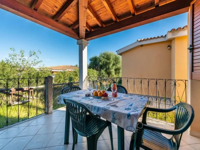 2 Bedrooms Villa with garden view