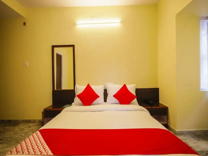 Hotel Blue Valley by OYO Rooms