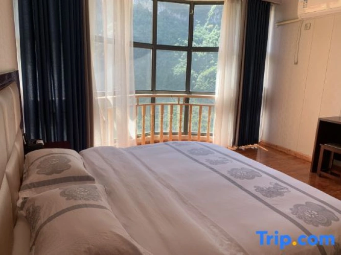 Standard Double room with river view