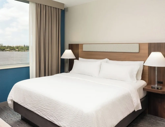 1 Bedroom Suite