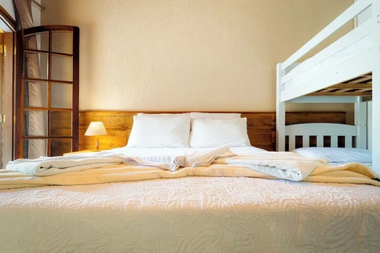 Comfort room