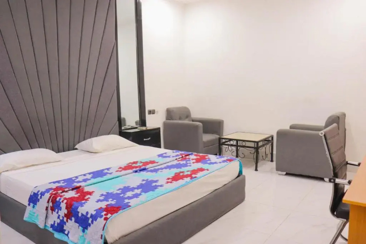 hotel Brazza
