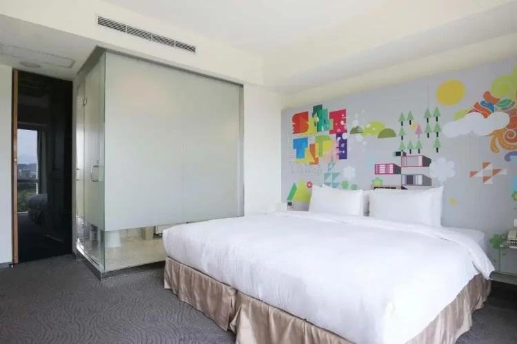 Standard Double room with park view
