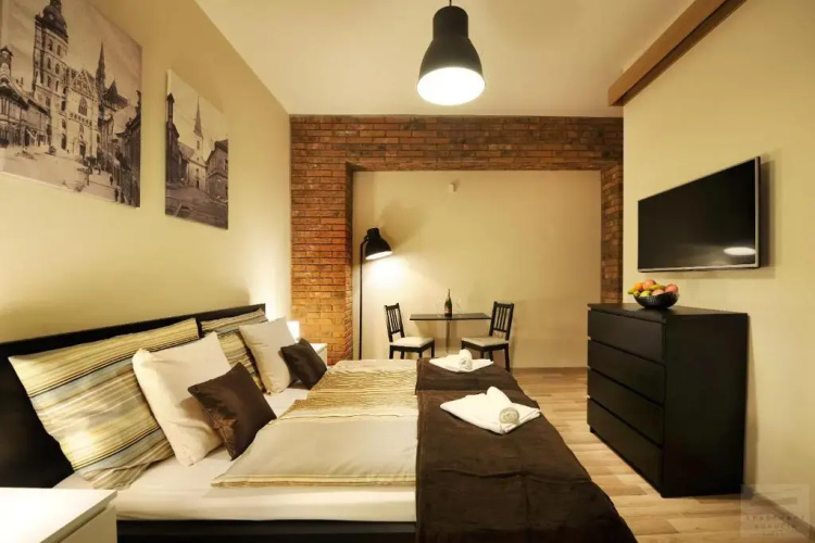 Lucky 8 Guesthouse