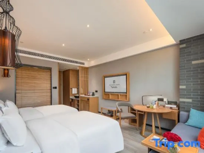 Standard Double room with garden view