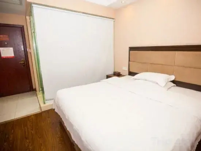 Phoenix City Hotel