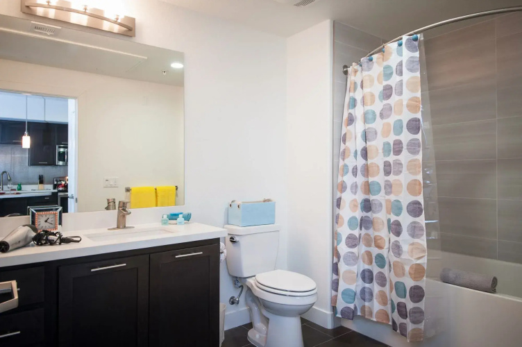 Sunshine Suites at Main St