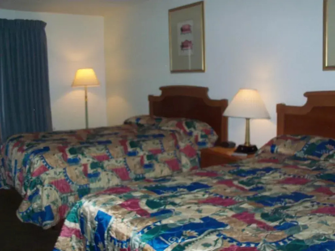 Budget Inn & Suites