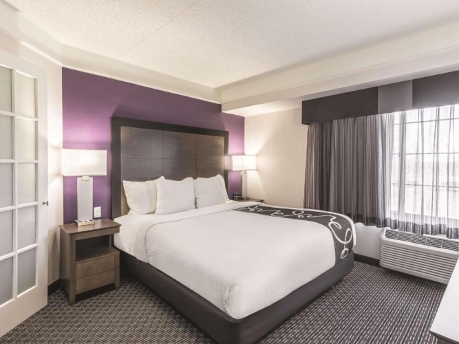 1 Bedroom Double Suite