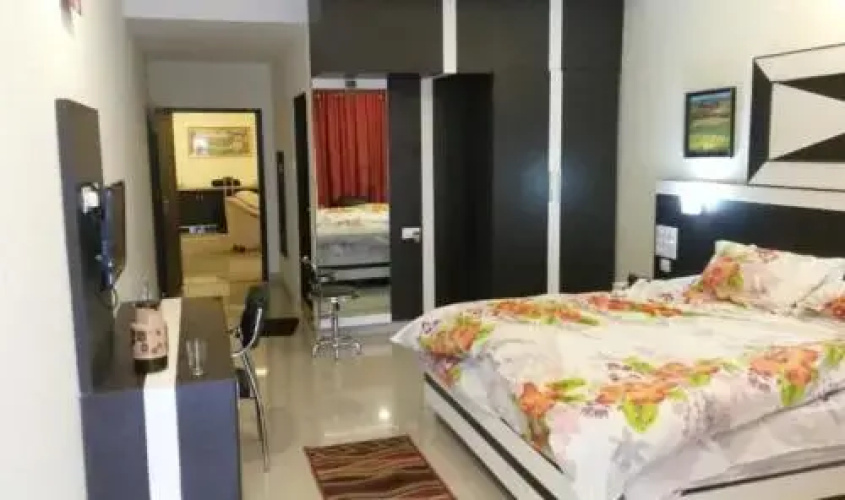 Hotel Green Park Suites
