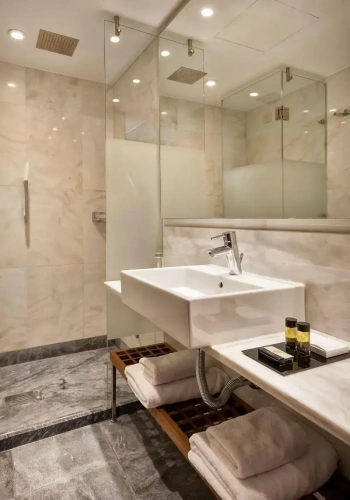 Premium Triple room with balcony