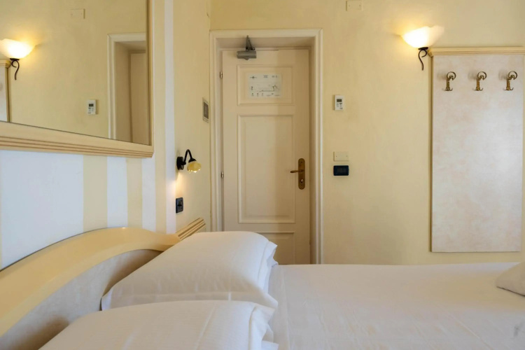 Hotel London