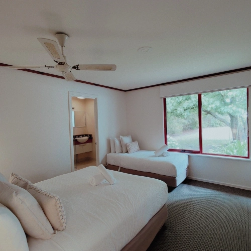 Deluxe Bungalow with garden view
