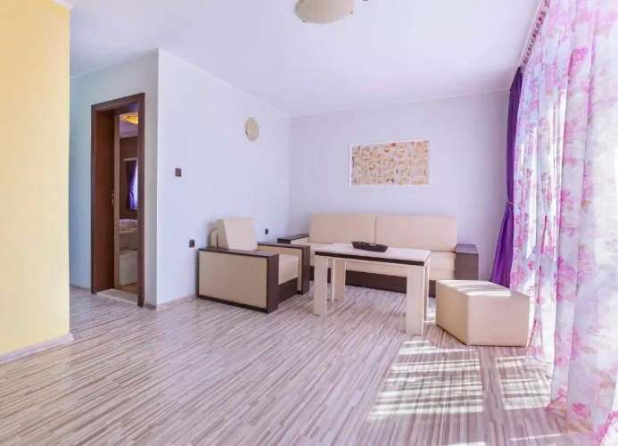 1 Bedroom Suite with balcony