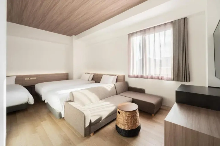 Quadruple room