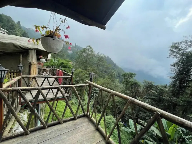 Deoja Forest Stay