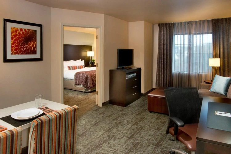 1 Bedroom Quadruple Suite