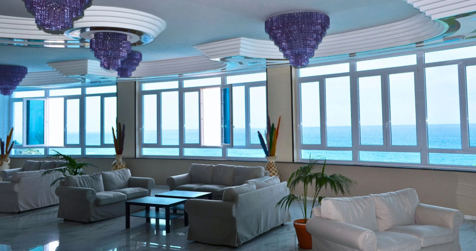 Carlton Hotel Riviera