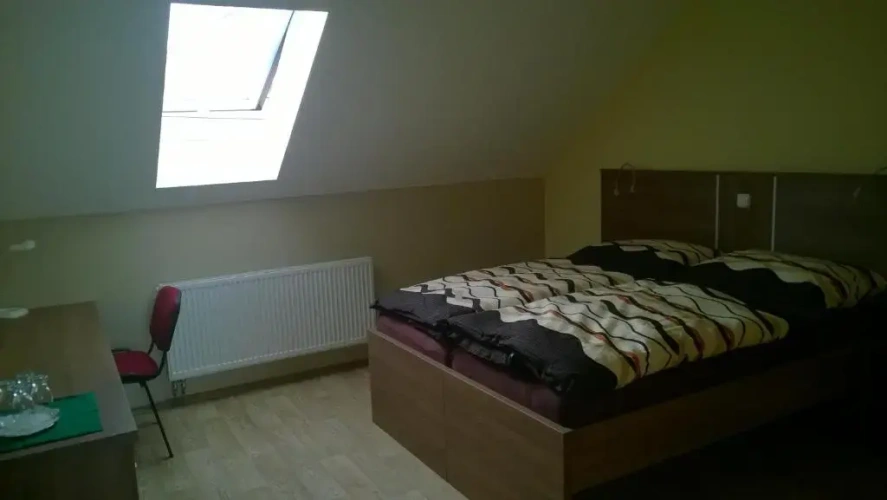 Standard Double Suite