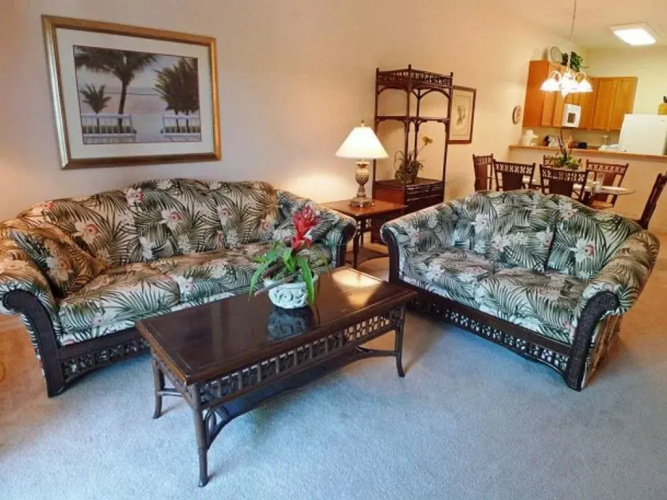Bahama107b 2 Br condo by RedAwning