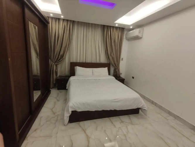 Le Royal Residence 2