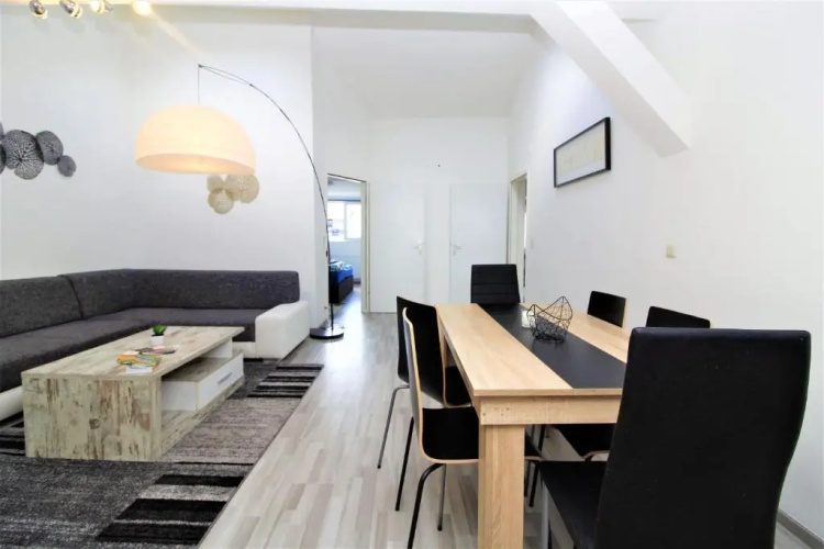 GOLD: Penthouse apartment Volkertmarkt