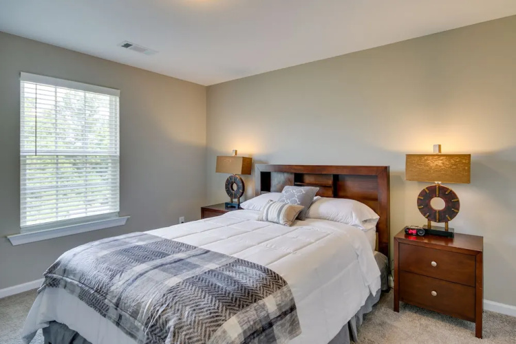 Quaint Grovetown Getaway w/ Private Hot Tub!