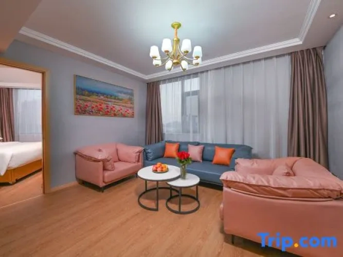 Standard Double Suite