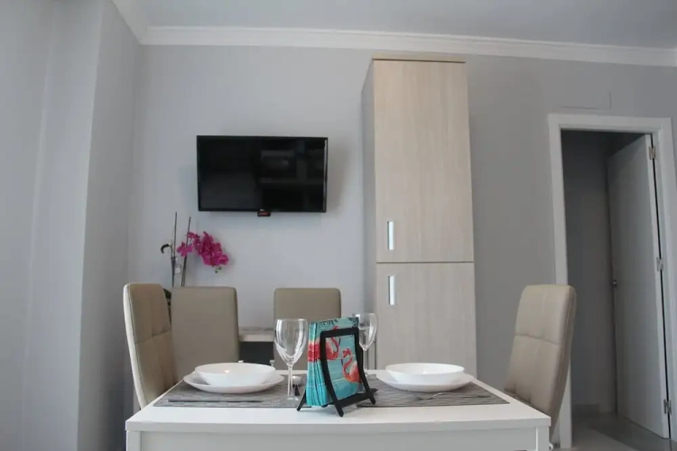 1 Bedroom Apartment with sea view
