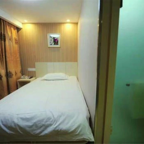 Yijia Hotel