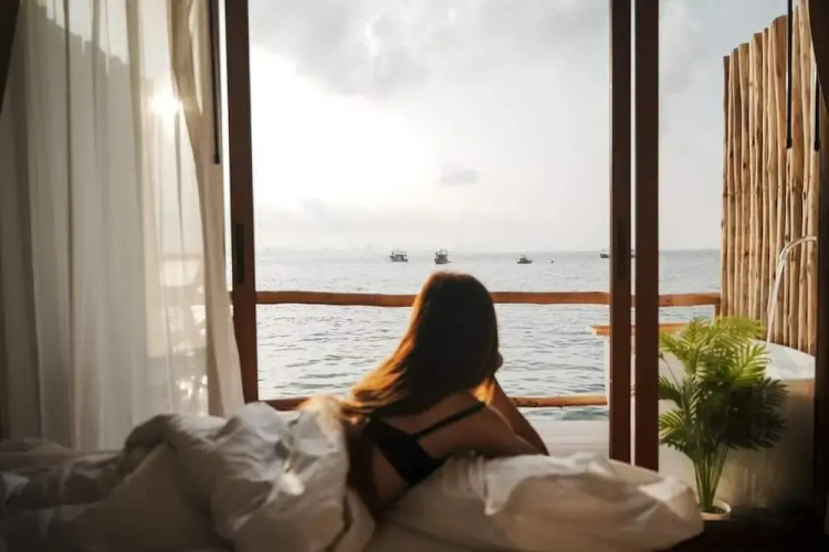 De' Ocean land