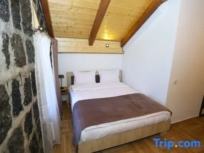 River Home Villa