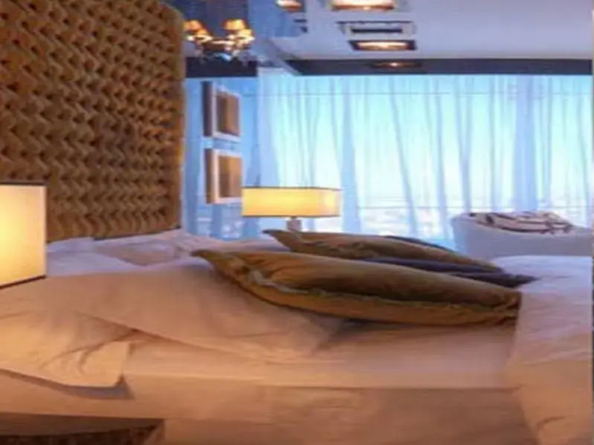 Royal Hotel Darvishi