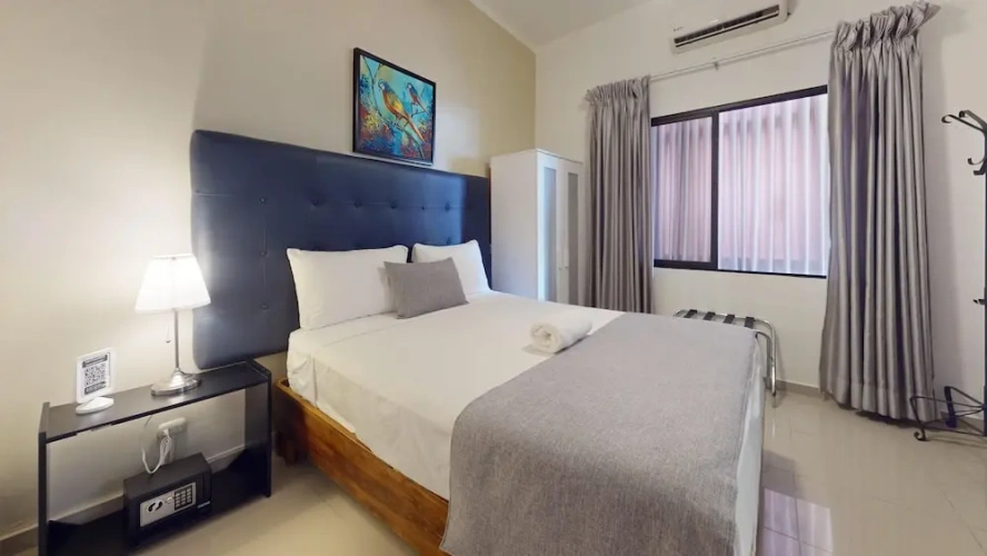 Grand room