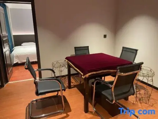 Business Triple room