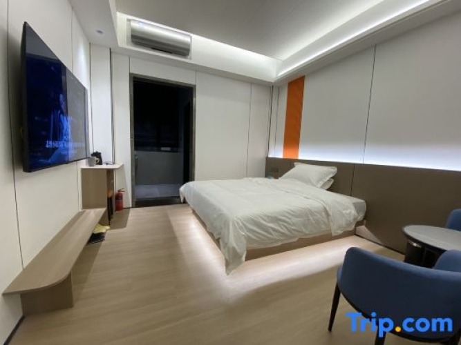 1 Bedroom Deluxe Double room